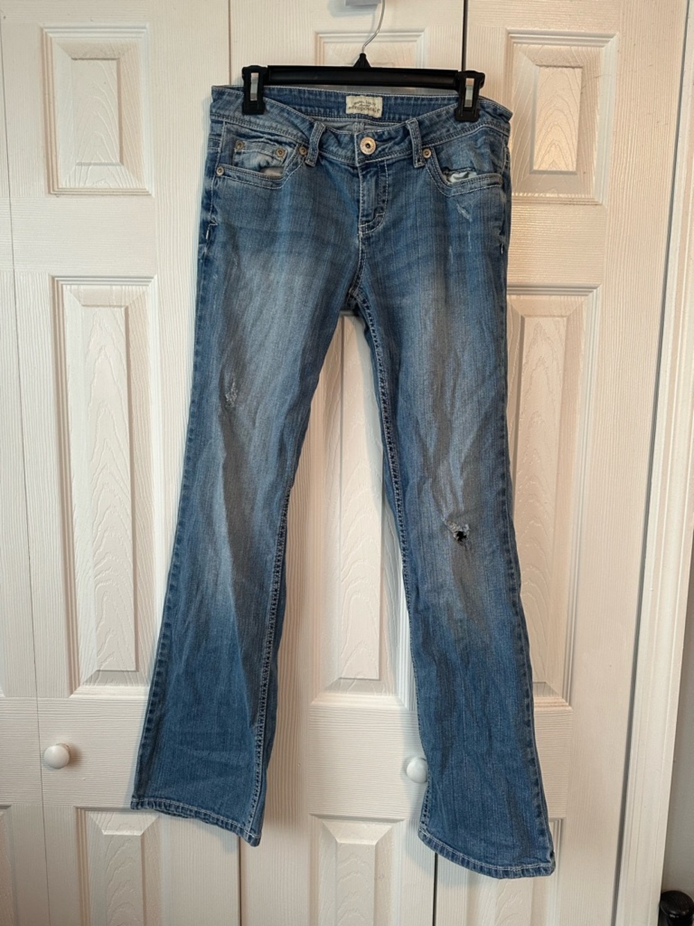 Aeropostale Vintage Light Blue Chelsea Bootcut Jeans